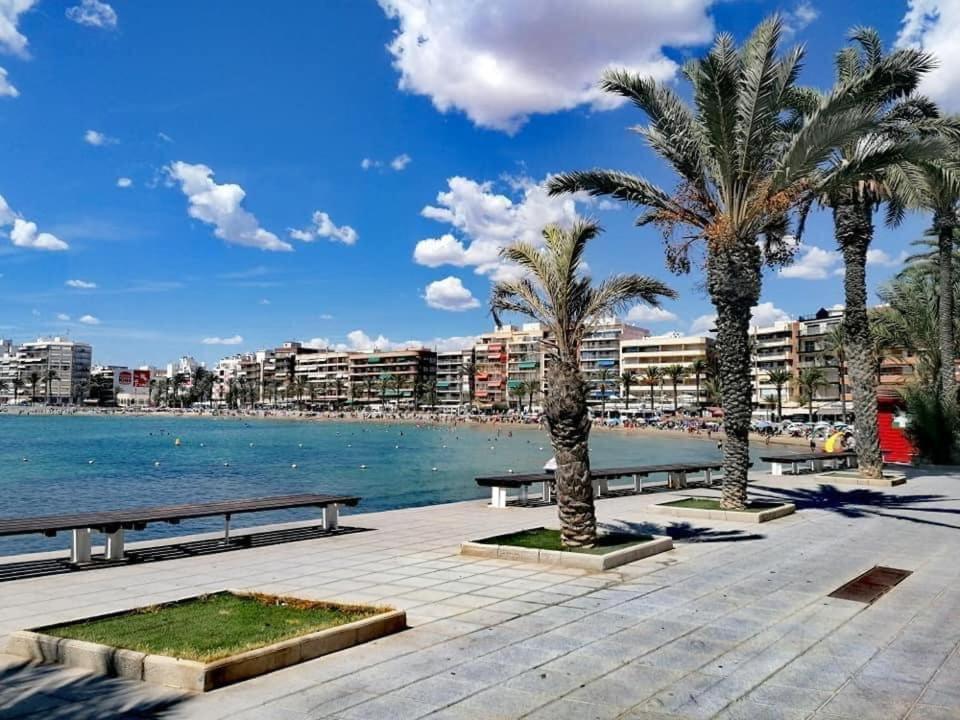 Apatrament Torrevieja Apartment Exterior photo